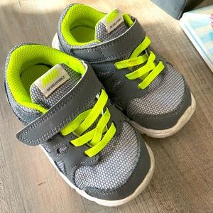 Nike toddler sneakers